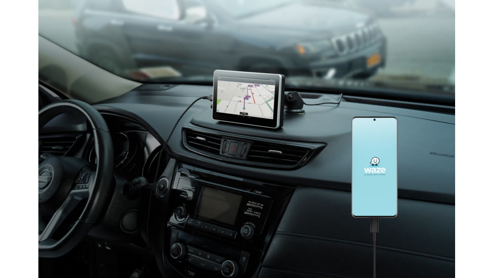 Car and Driver Intellidash+ Dashboard-Mounted Smart Display, CAD-DU900