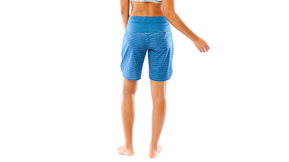 Carve Designs Shaka Short, Womens, Water Stripe with Indigo, 02, SHBP18-977-02