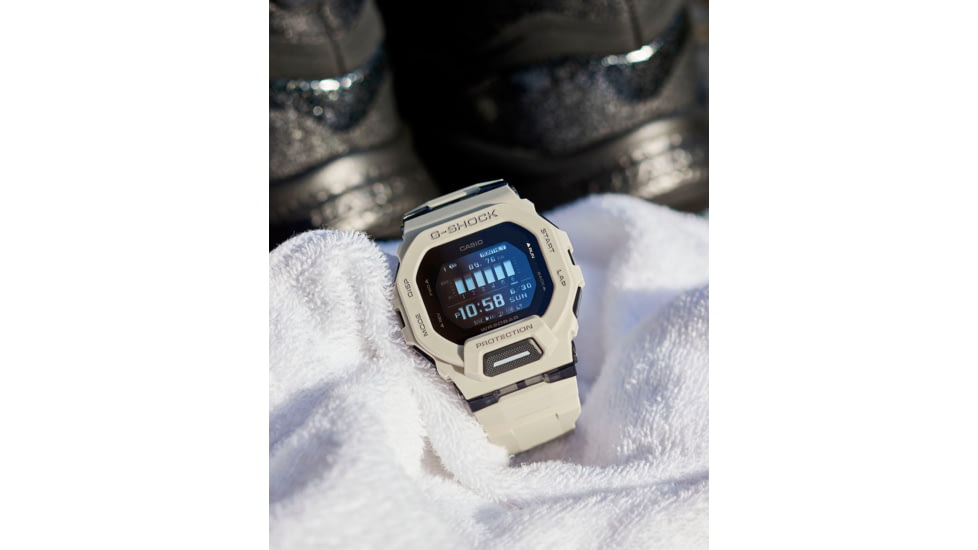 Casio Tactical G-Shock Move Step Tracker Watch, White, One Size, GBD200UU-9