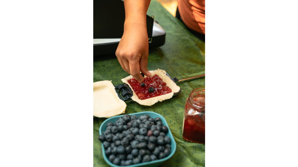 Coghlans Aluminum Camp Cooker, 1120-0694