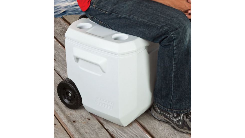 Coleman Xtreme 4 Marine Wheeled Cooler, 40 Quart, 5886, White, Holds 60 Cans, 3000002454