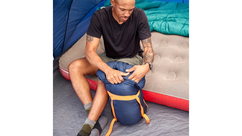 Coleman Big Bay Contoured Sleeping Bag, 20F, Big/Tall, Blunt, CM1010410015-2