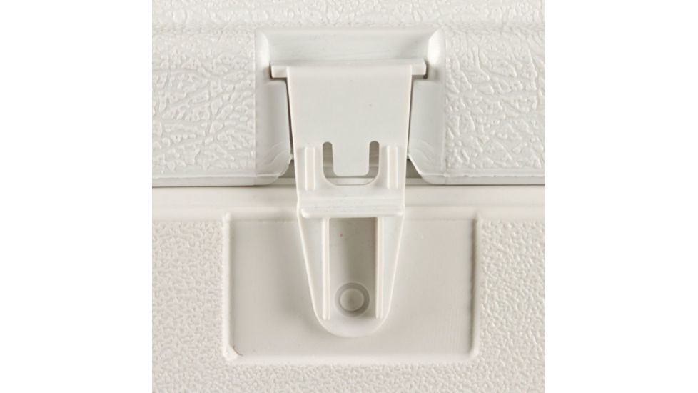 Coleman Marine 28 Quart Cooler, Antimicrobial Liner, Holds 39 Cans, White, Exterior Dimensions - 19.7 x 12.01 x 13.69 in 6278-763