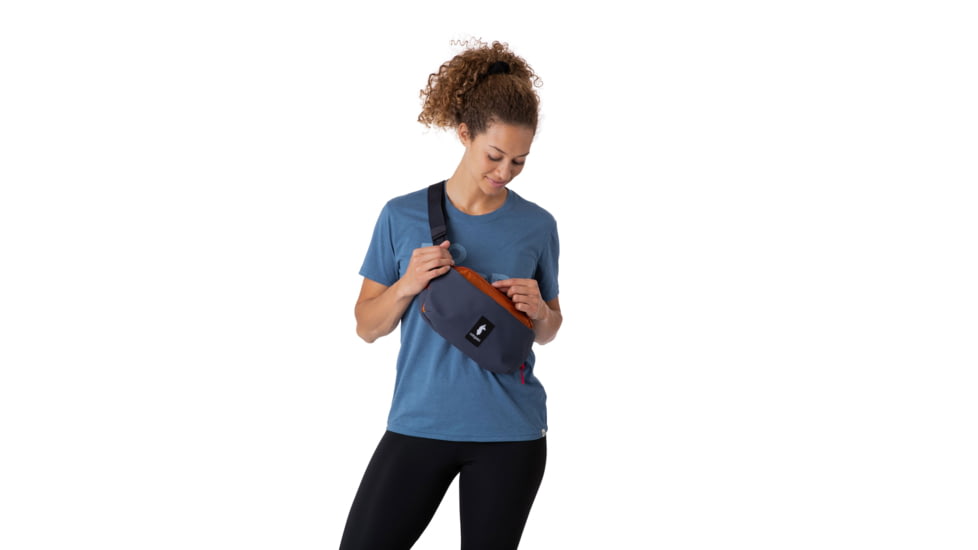 Cotopaxi Coso 2L Hip Pack, Graphite/Mezcal, 2L, HIP-MKI-GRAPH