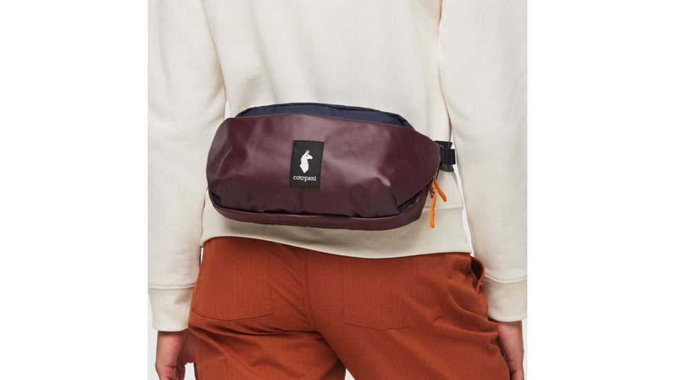 Cotopaxi Coso 2L Hip Pack, Wine/Maritime, U, HIP-F23-WIMT-U-U