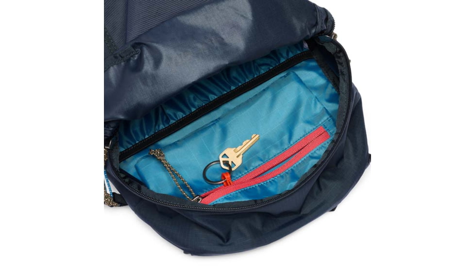 Cotopaxi Elqui 18L Backpack, Carbon, One Size, EL18-S25-CBN