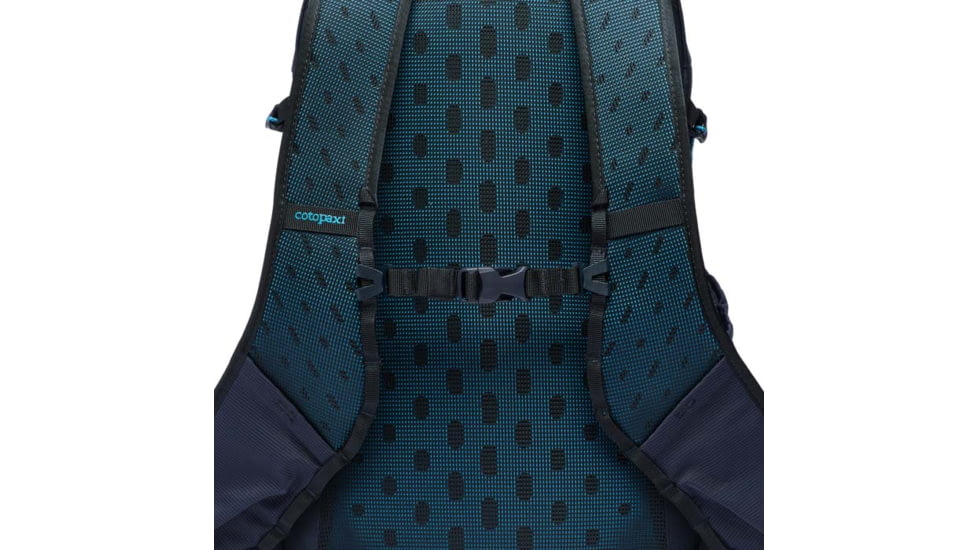Cotopaxi Elqui 18L Backpack, Carbon, One Size, EL18-S25-CBN