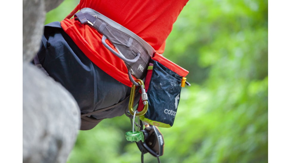 Cotopaxi Halcon Chalkbag, Del Dia, LZ-HALC-DD