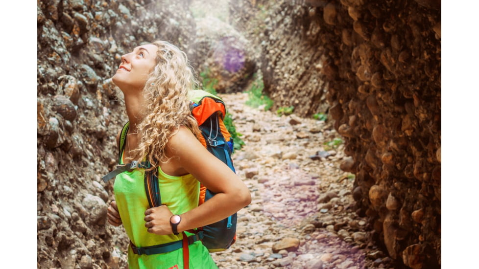 Cotopaxi Tarak 20L Backpack, Del Dia, 20L, TA18L-F15-DD