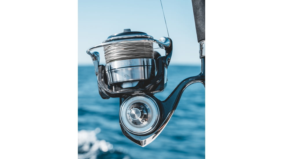 Daiwa Certate SW G 14000 Spinning Reel, 6.2-1, 8+1, CERTATESWG14000-XH