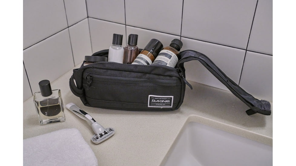 Dakine Groomer Traveling Kit, Black, Medium, D.100.4920.001.OS