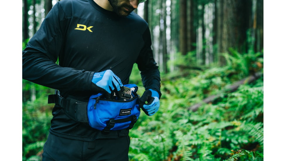 Dakine Hot Laps Bike Waist Bag, 2L, Deep Lake, One Size, D.100.5589.412.OS