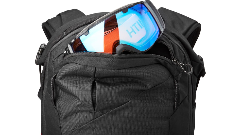 Dakine Poacher Ras 18L Backpack, Black, One Size, 10002067-BLACK-91M-OS