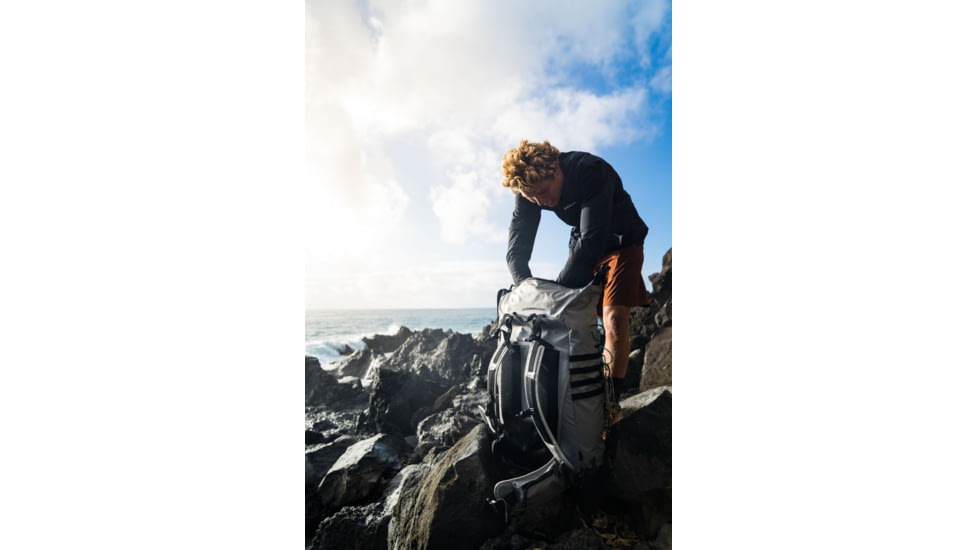 Dakine Ulua Fish Pack, 60L, Griffin, One Size, D.100.6833.058.OS