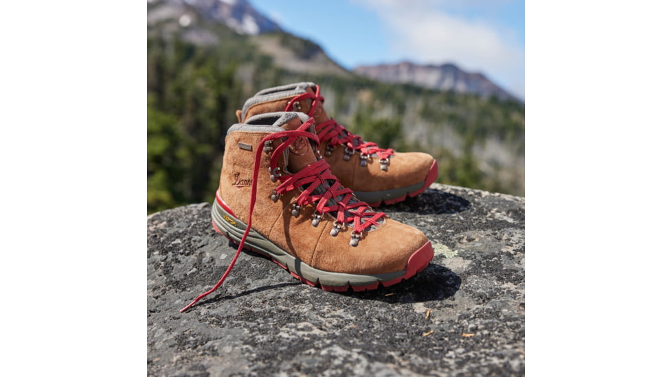 Danner Mountain 600 4.5in Hiking Boot - Mens, Brown/Red, Medium, 7, 62241-D-7