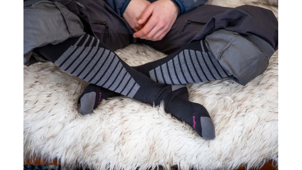 Darn Tough Edge Thermolite OTC Midweight Ski Sock - Mens, Gray, Extra Large, 8020-GRAY-XL-DARN