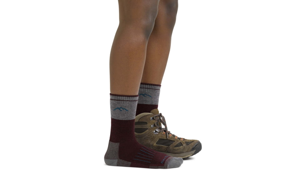 Darn Tough Hunter Boot Heavyweight Hunting Sock - Womens, Burgundy, Small, 2104-BURGUNDY-S-DARN