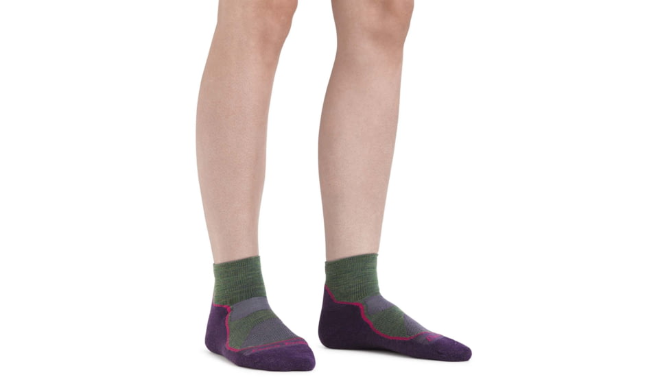 Darn Tough Light Hiker Quarter Lightweight Hiker Sock - Womens, Moss, Small, 1987-MOSS-S-DARN
