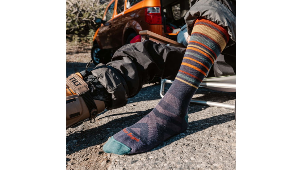 Darn Tough Snowpack OTC Midweight w/ Cushion Socks - Mens, Blackberry, Large, 8017-BLACKBERRY-L-DARN