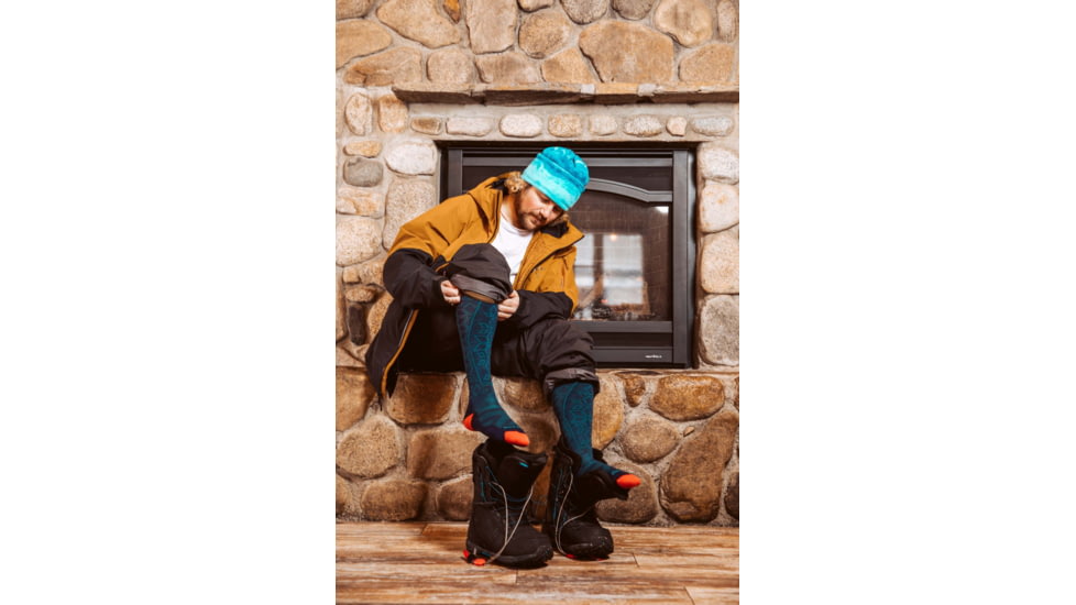 Darn Tough Traverse OTC Lightweight w/ Cushion w/ Padded Shin Ski Sock - Womens, Eclipse, Small, 8022-ECLIPSE-S-DARN