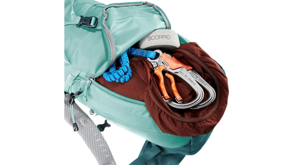 Deuter Trail 16 SL Backpack - Womens, Glacier/Deepsea, 344002313770