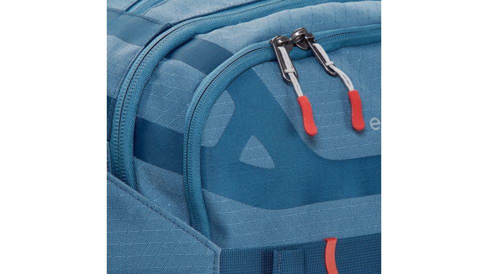 Eagle Creek Gear Warrior Wheeled Duffel 32-Smoky Blue