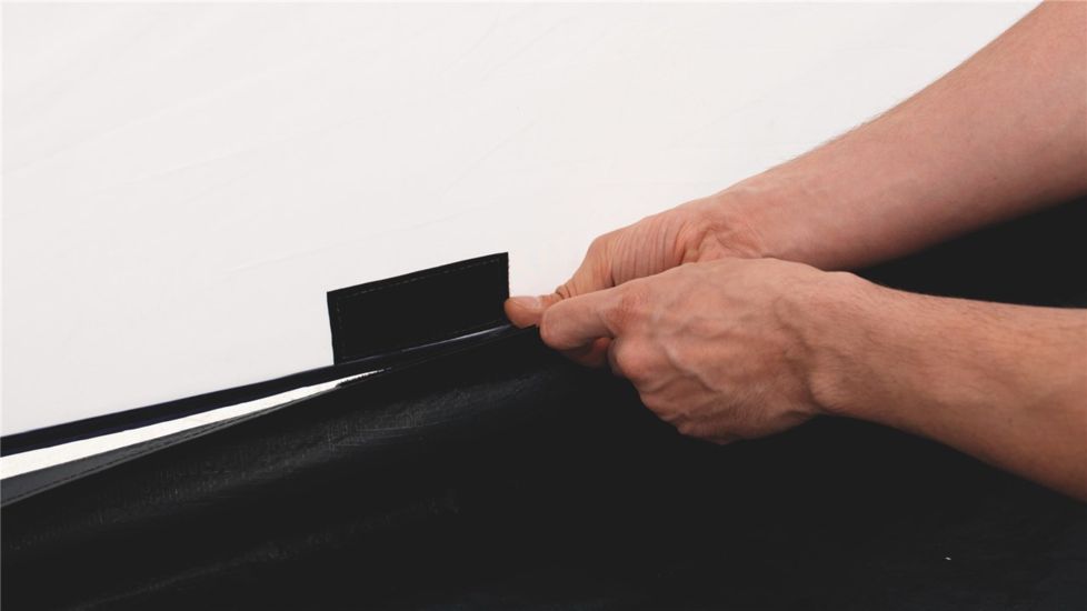 Easy Camp Silverstone Drive Away Awning, Gray / Silver 120215