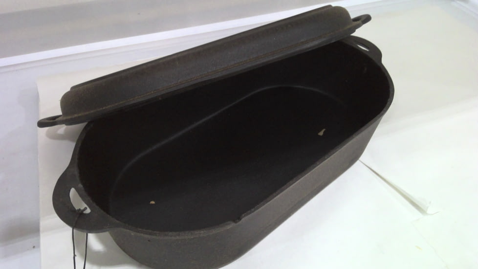 EDEMO Camp Chef Spike Oval Roaster, 12-quart, Black, DOOV18, EDEMO2