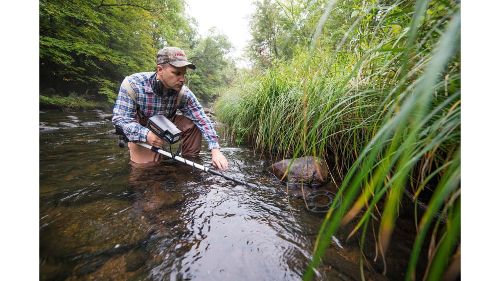 Fisher 1280X Metal Detector w/8in Search Coil, Black, Standard, 1280X-8