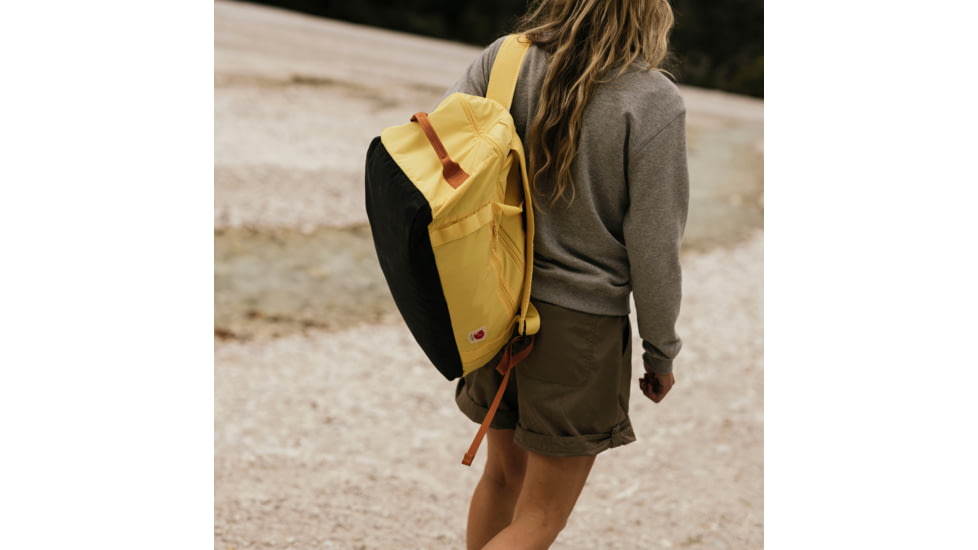 Fjallraven High Coast Duffel 36 - Unisex, Mellow Yellow, One Size, F23200254-130-One Size