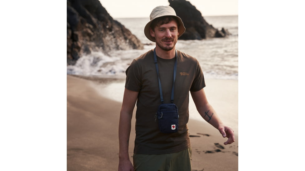 Fjallraven High Coast Pocket, Navy, One Size, F23226-560-One Size