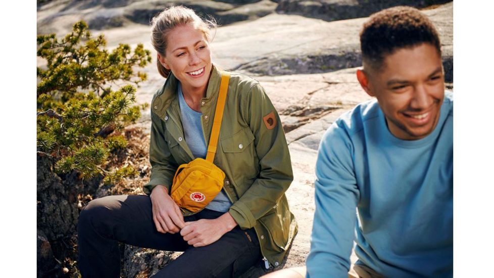 Fjallraven Kanken Hip Pack, Ochre, One Size, F23796-160-One Size