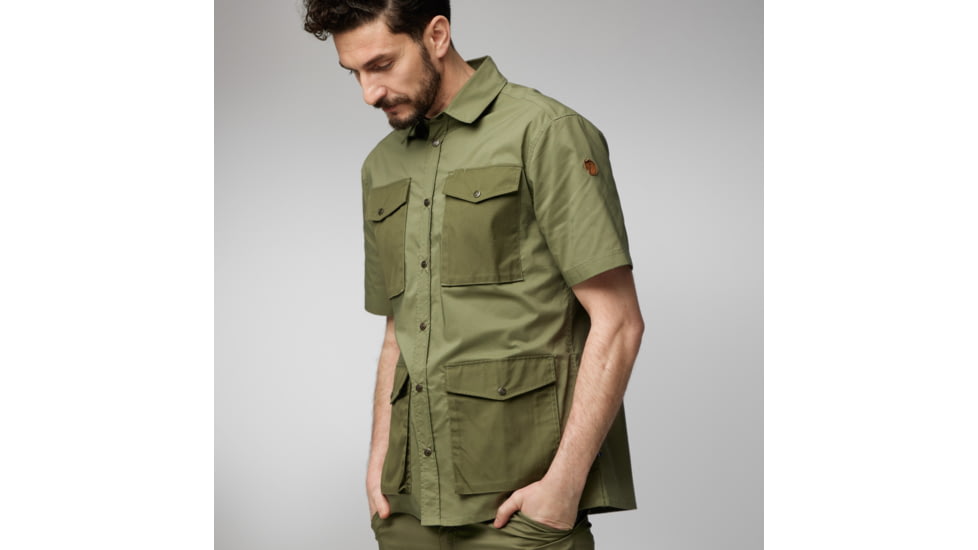 Fjallraven Raven Short Sleeve Shirt - Mens, Green-Laurel Green, Large, F87106-620-625-L