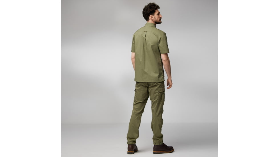 Fjallraven Raven Short Sleeve Shirt - Mens, Green-Laurel Green, Large, F87106-620-625-L