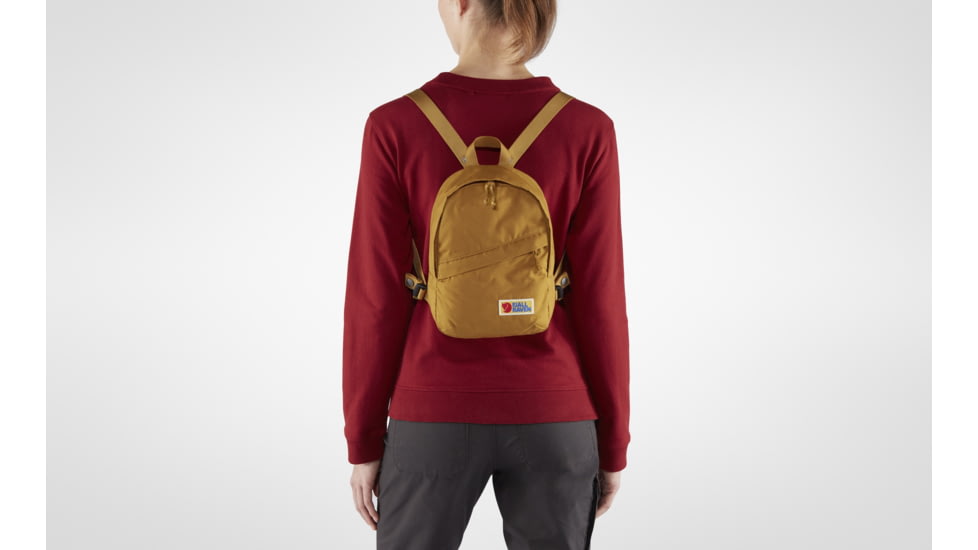 Fjallraven Vardag Mini Daypack, Acorn, F27245-166-One Size