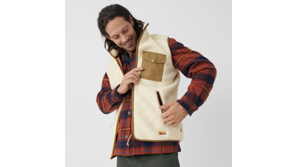 Fjallraven Vardag Pile Fleece Vest - Mens, Chalk White-Buckwheat Brown, Medium, F87073-113-232-M
