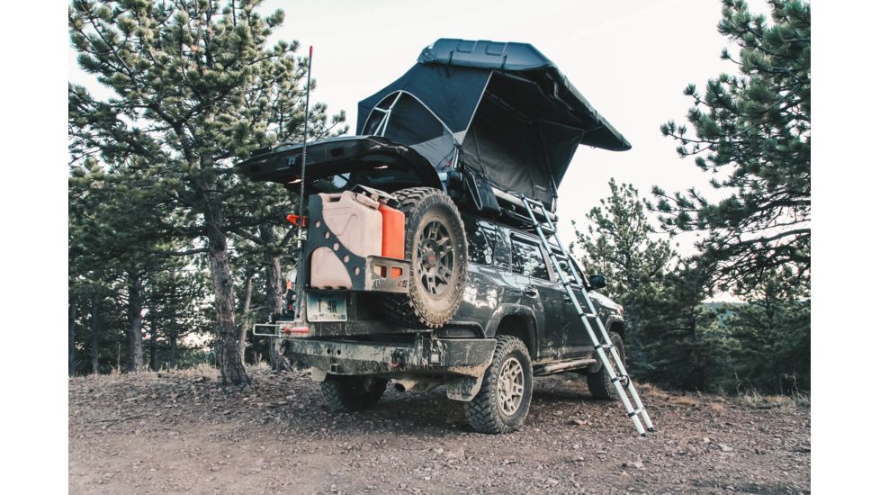 Freespirit Recreation Adventure Series Automatic Hard-Top 49in Roof Top Tent, Grey Body/Blk Fly/Blk Top/Silver Trim, RTAH49307