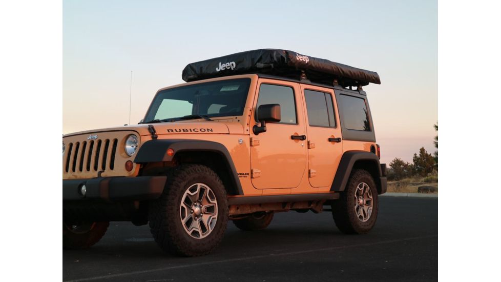 Freespirit Recreation Jeep Series 56in Vehicle Awning AWJS56303