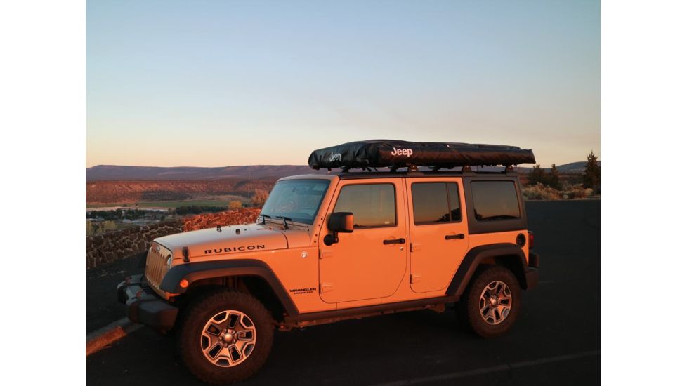 Freespirit Recreation Jeep Series 56in Vehicle Awning AWJS56303