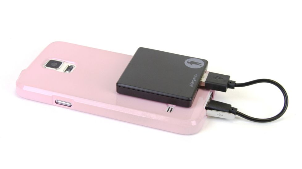 FRESHeTECH iMergency - Stick-On Rechargeable Battery Pack