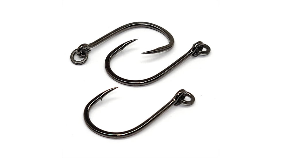 Gamakatsu Live Bait Hook with Solid Ring, Needle Point, Light Wire, Offset, Ringed Eye, NS Black, Size 6, 7 per Pack, 220407R