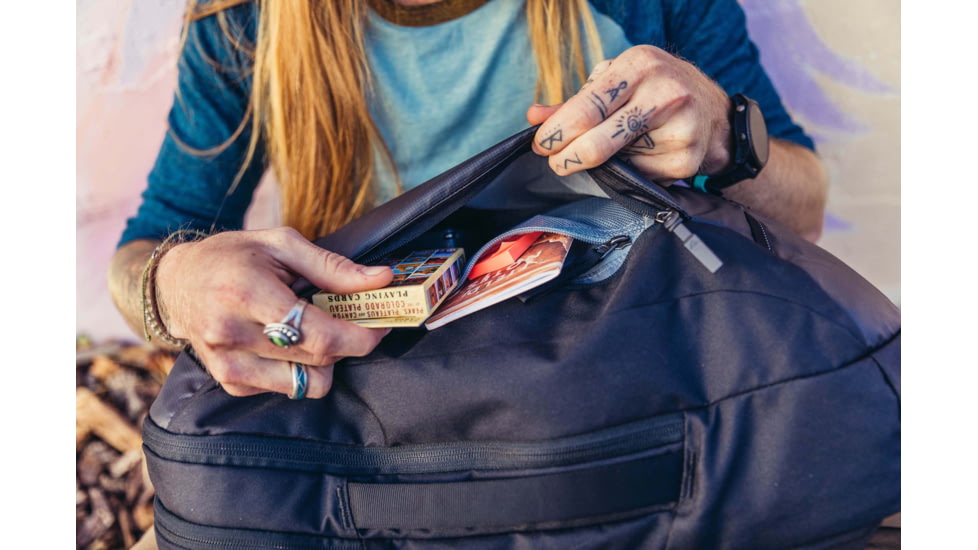 Gregory Border 25 L Pack, Total Black, One Size, 104089-2426