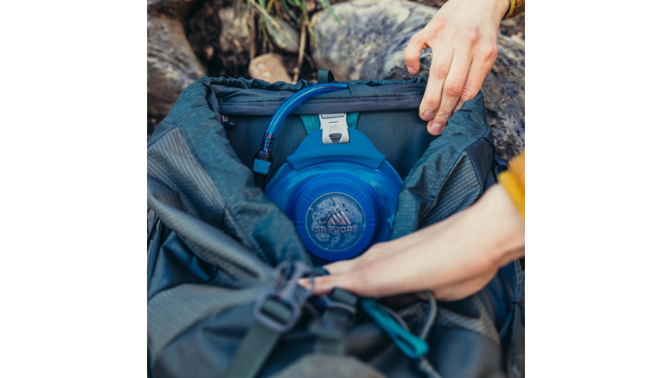 Gregory Paragon 68 Backpack - Mens, Graphite Blue, Small/Medium, 126848-1375