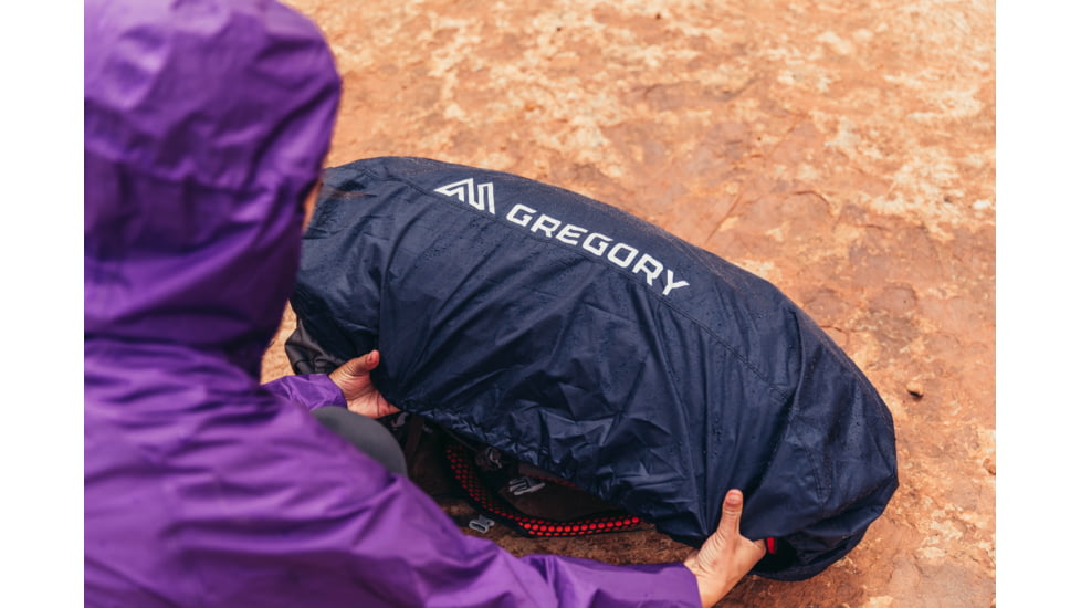 Gregory Raincover 30L-50L, Obsidian Black, Medium, 141348-0413