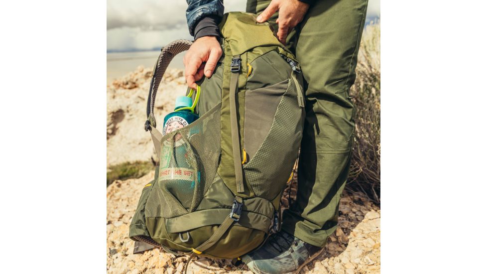 Gregory Stout 45 Backpack, One Size, 2746 cu in / 45 L, Fennel Green, 126872-1333