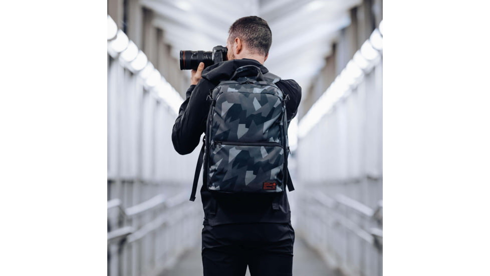 Hex Ranger Clamshell Dslr Backpack, Gray Camo, HX2468-GYCM