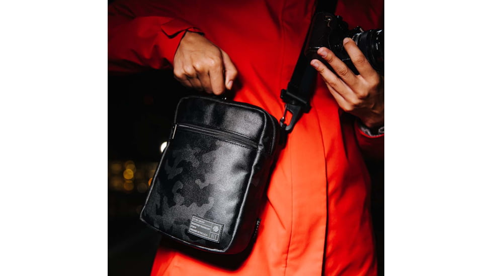 Hex Ranger Crossbody, Blackout Camo, HX2840-BKCM