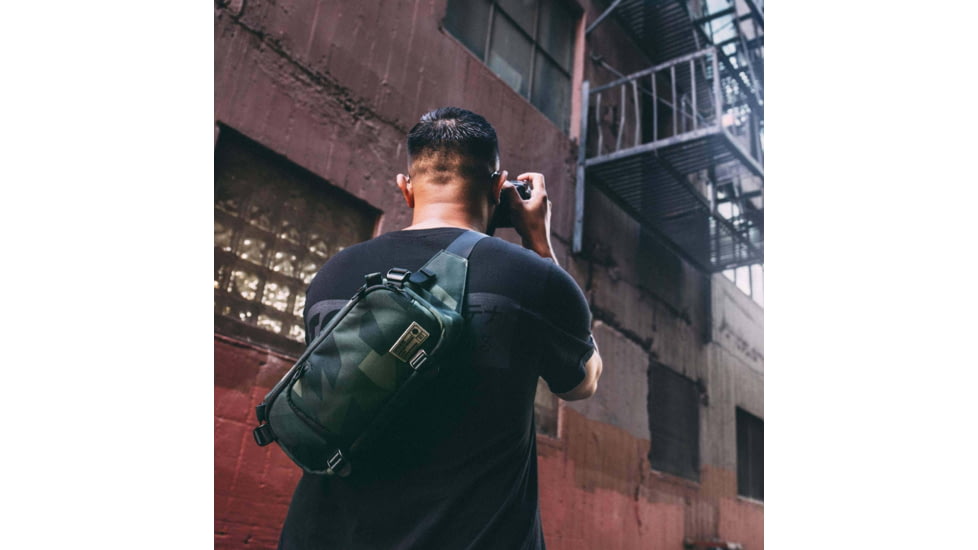 Hex Ranger Dslr Mini Sling, Camo, HX2786-CAMO