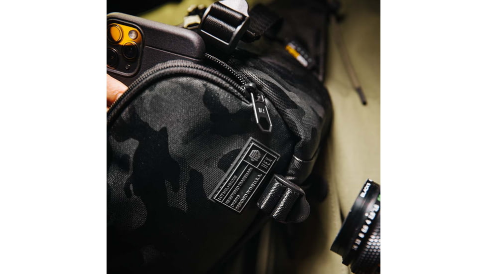 Hex Ranger Dslr Sling, Blackout Camo, HX2469-BKCM