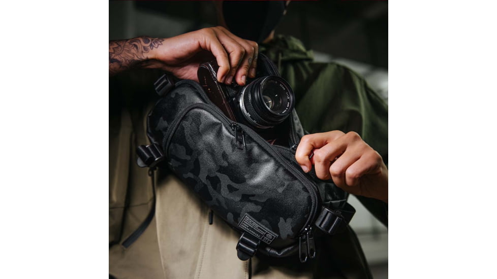 Hex Ranger Dslr Sling, Blackout Camo, HX2469-BKCM